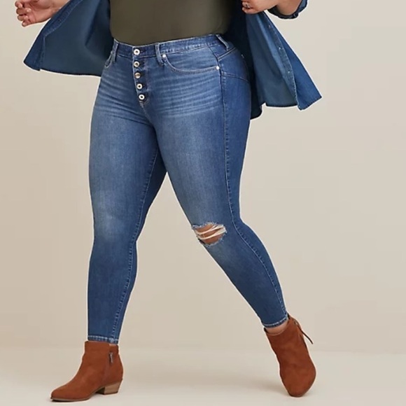 NWT Torrid Bombshell Skinny Premium Stretch High-Rise Jean - Picture 5 of 12